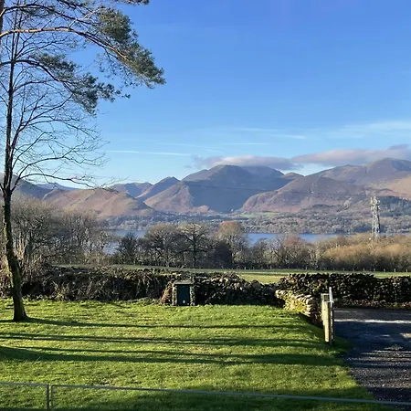 Swallows בית נופש *